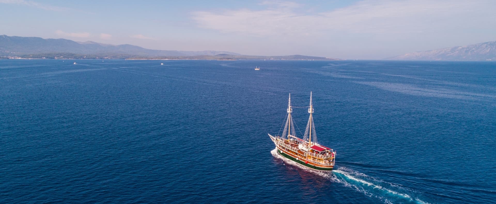 Boat tours image